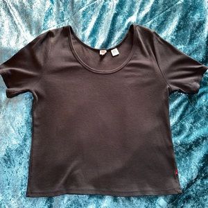 Levi’s Ribbed Tee